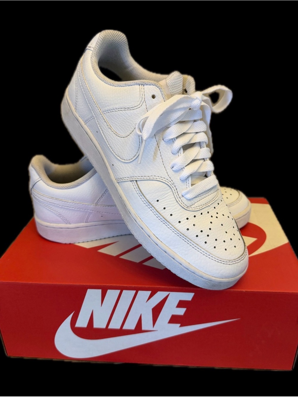 Nike Court Vision Men's Low-Top Shoes Sz 8 like new in box white/white